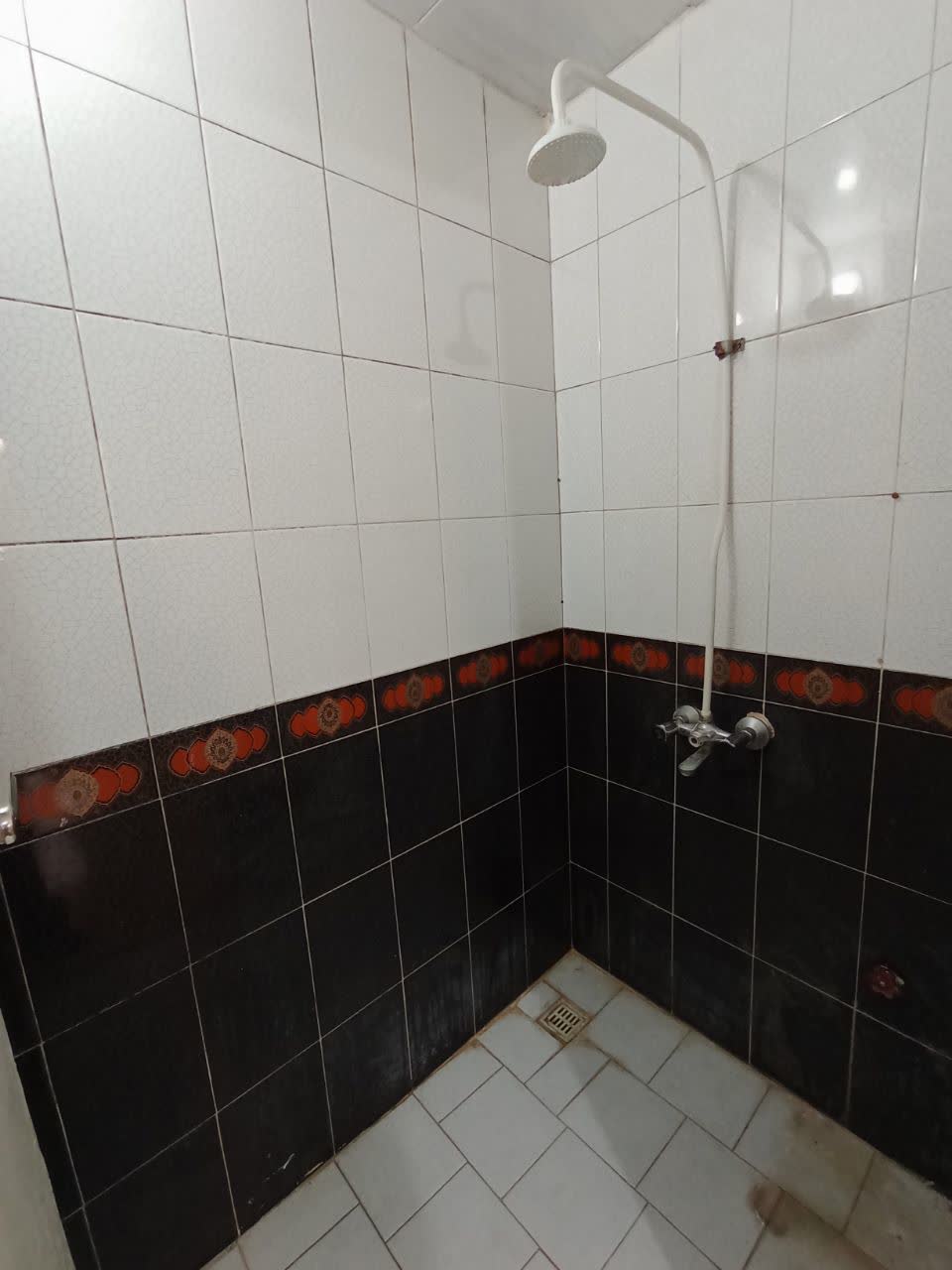 70 متر آپارتمان نهضت 5